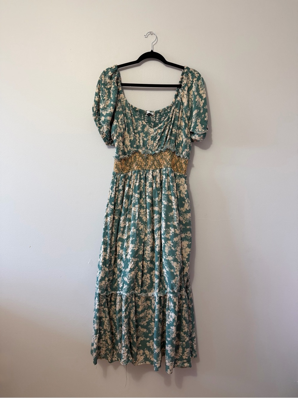 Floral Maxi Dress in Green & Beige Size XL